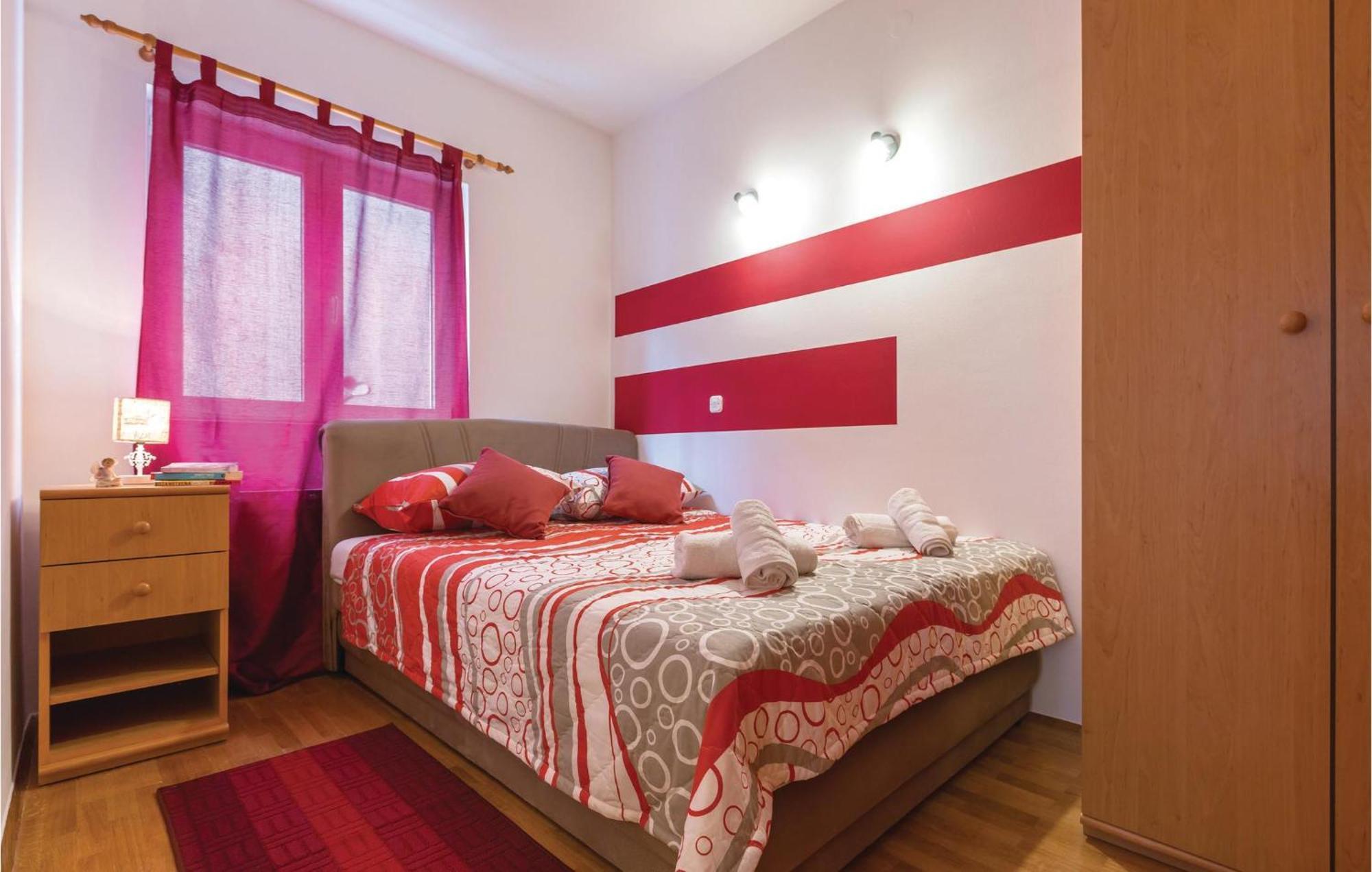 Stunning In With Kitchen Makarska